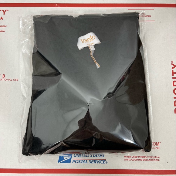 Laundry By Shelli Segal Black Mesh Lace Short Sleeve Top - Picture 10 of 10